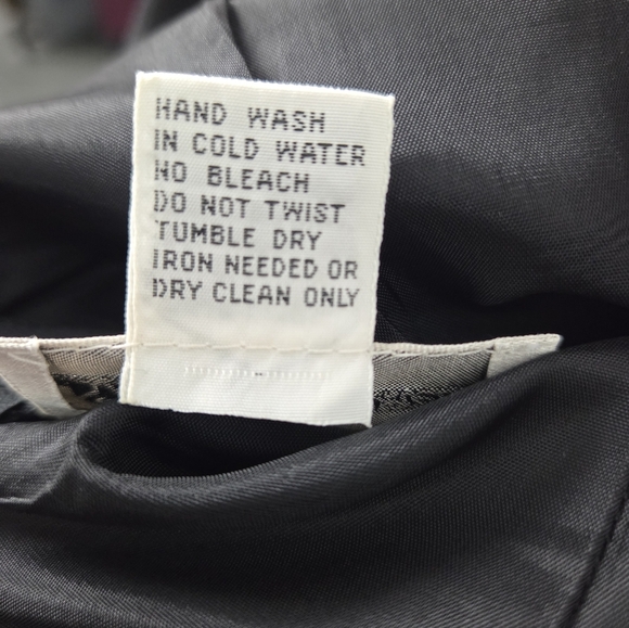 Vintage Susan Bennett Black Sleeveless V-Back Sheath Dress Size 14 - Picture 8 of 8